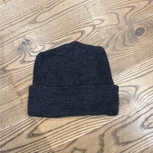Parkhurst Dark Gray Knit Merino Wool Beanie